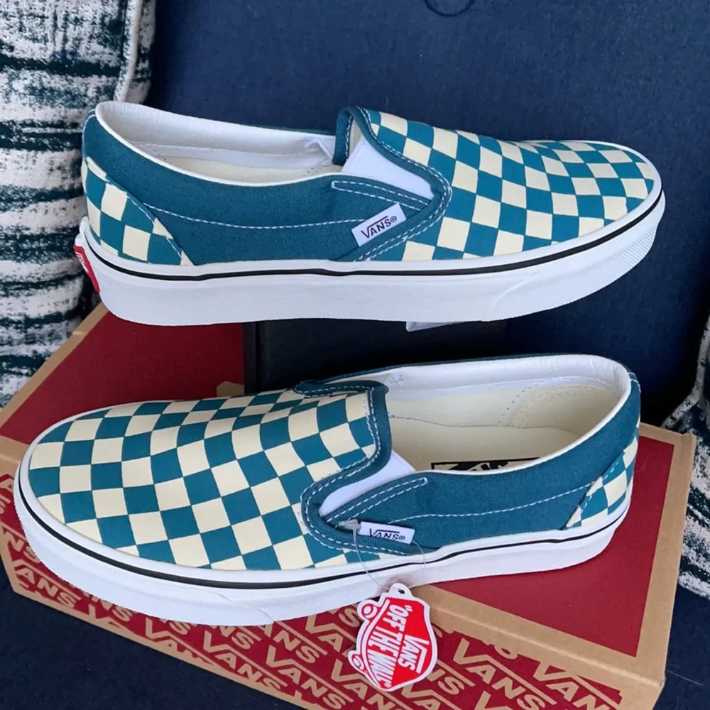 Vans Classic Slip-On Checkerboard Blue Coral/True White WMNS - Picture 11 of 16